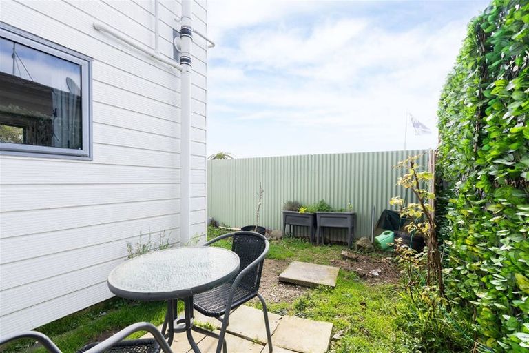 Photo of property in 162a Winchester Street, Levin, 5510