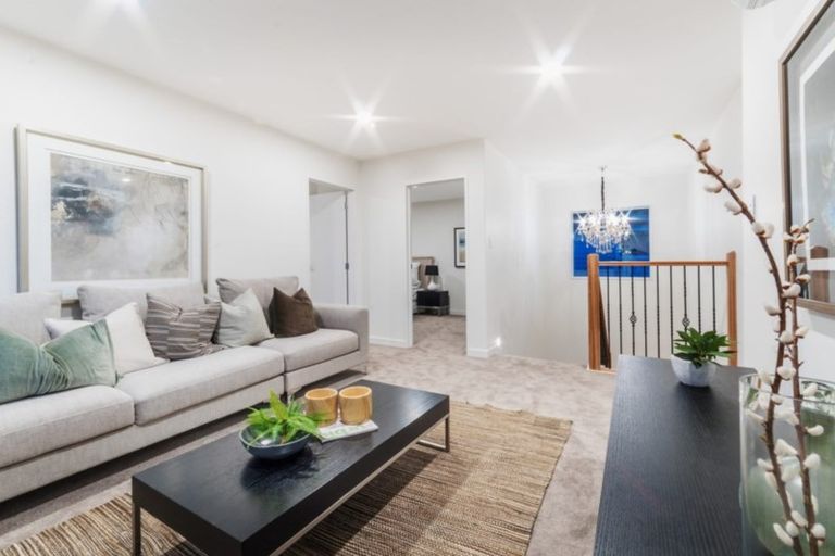 Photo of property in 25 Toanui Road, Hobsonville, Auckland, 0616