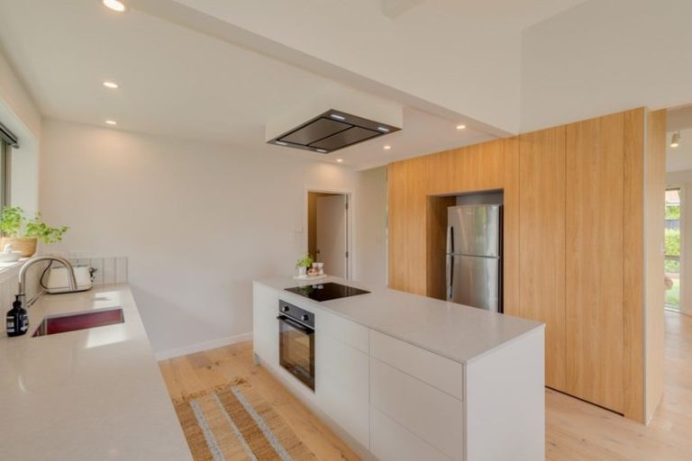 Photo of property in 8 Redwood Place, St Albans, Christchurch, 8052