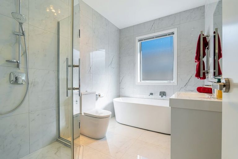 Photo of property in 15 Flavell Drive, Orewa, 0931