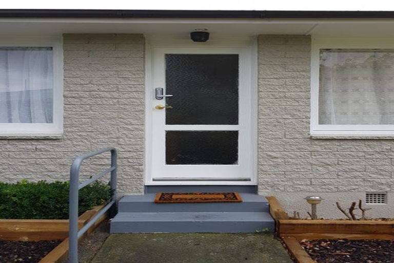 Photo of property in 1/67 Holly Road, St Albans, Christchurch, 8014