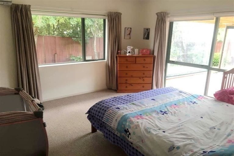 Photo of property in 22 Gendo Avenue, Henderson, Auckland, 0612