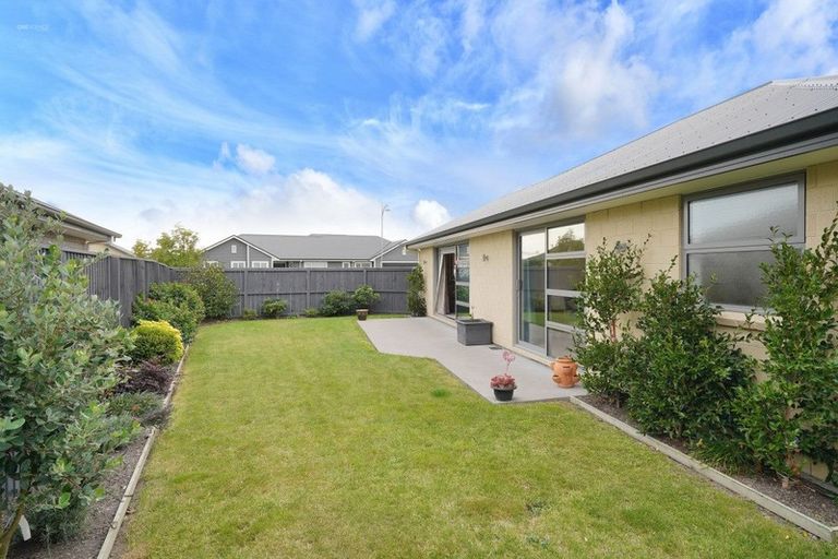 Photo of property in 19 Sutherland Drive, Kaiapoi, 7630