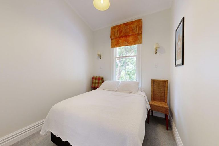 Photo of property in 31 Maarama Crescent, Aro Valley, Wellington, 6021