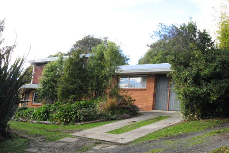 Photo of property in 28a Howard Street, Macandrew Bay, Dunedin, 9014