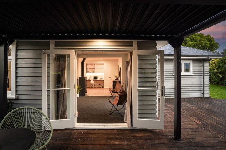 Photo of property in 98 Hamilton Avenue, Ilam, Christchurch, 8041