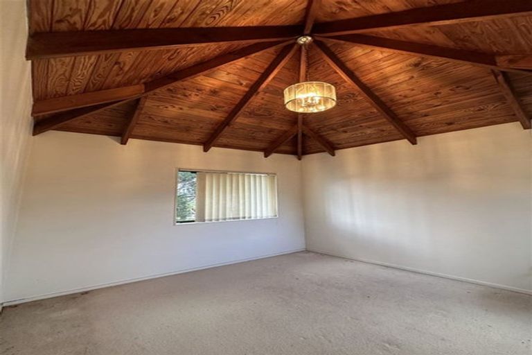 Photo of property in 64 Caribbean Drive, Unsworth Heights, Auckland, 0632