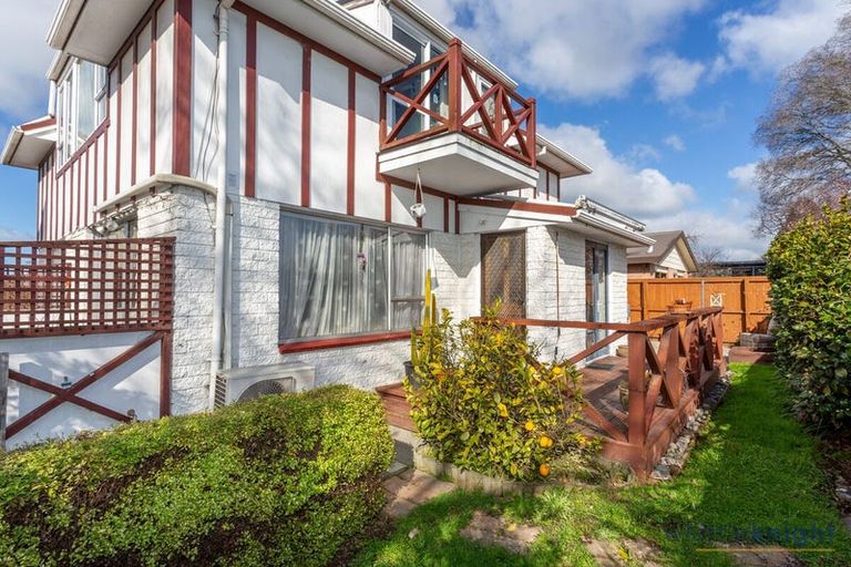 Photo of property in 4/33 Aldwins Road, Phillipstown, Christchurch, 8062