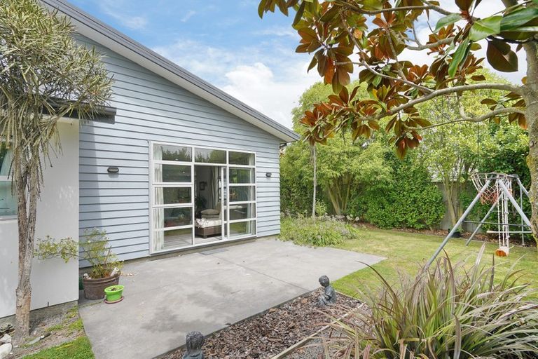 Photo of property in 82 Hakatere Road, Pegasus, 7612