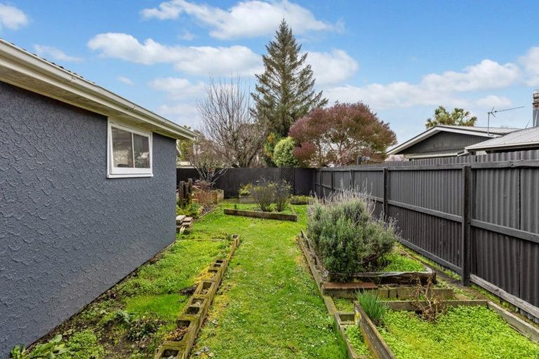 Photo of property in 43 Stackhouse Avenue, Bishopdale, Christchurch, 8053