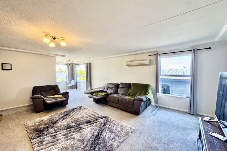 Photo of property in 65 Stuart Street, Holmes Hill, Oamaru, 9401
