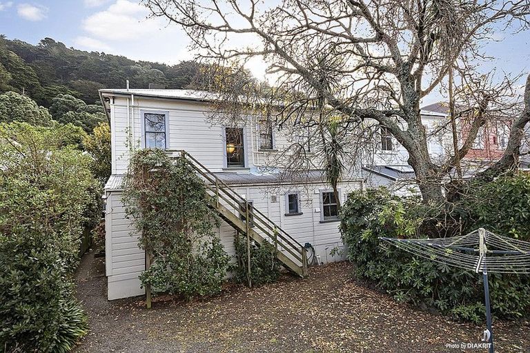Photo of property in 6 Burnell Avenue, Thorndon, Wellington, 6011