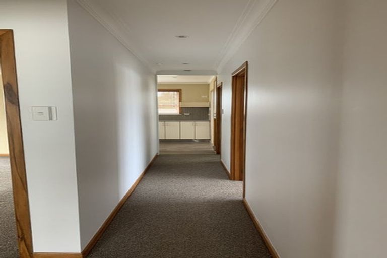 Photo of property in 30a Te Atatu Road, Te Atatu South, Auckland, 0610