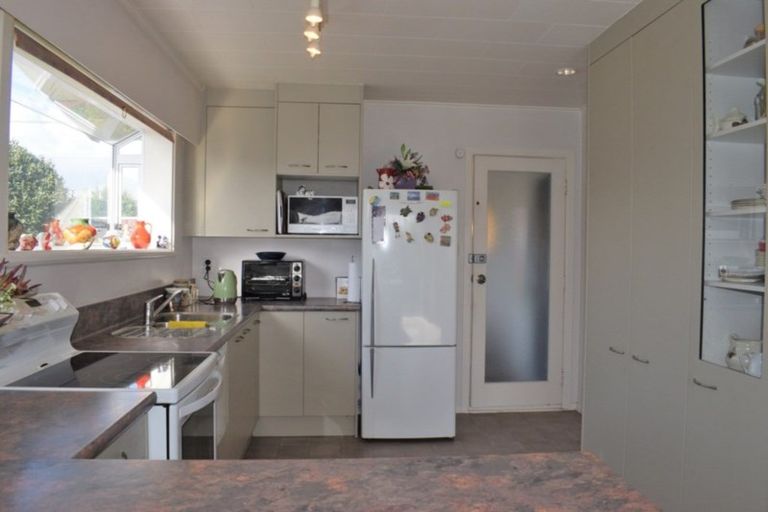 Photo of property in 27 Bell Street, Otaki, 5512
