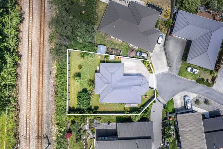 Photo of property in 9 Aqua Way, Paraparaumu, 5032