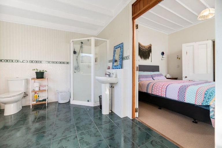 Photo of property in 24 Percy Road, Papamoa Beach, Papamoa, 3118