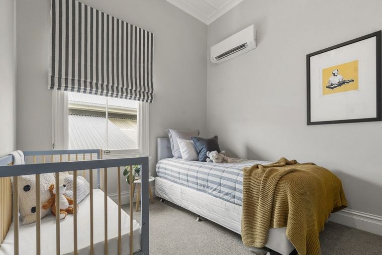 Photo of property in 100 Calliope Road, Stanley Point, Auckland, 0624