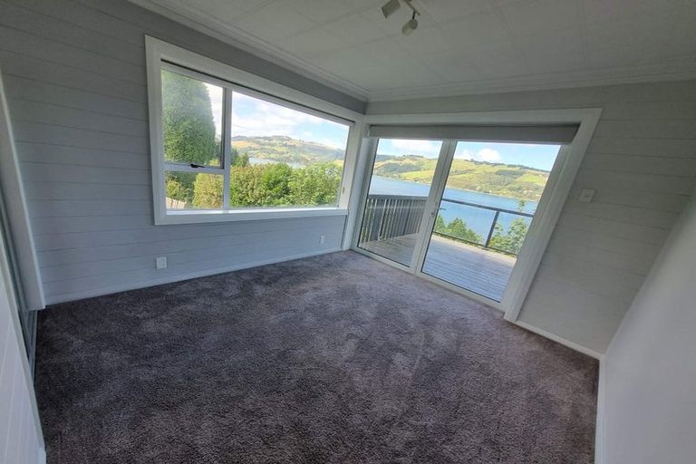 Photo of property in 22 Ocean View Road, Ravensbourne, Dunedin, 9022