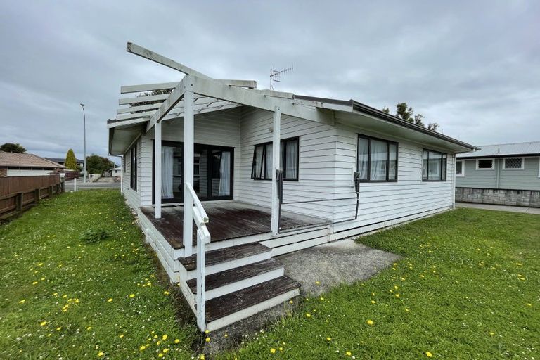 Photo of property in 355 College Street, West End, Palmerston North, 4410