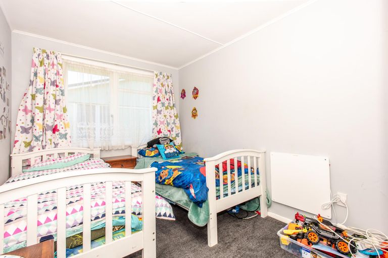 Photo of property in 24 Glasgow Crescent, Kaiti, Gisborne, 4010