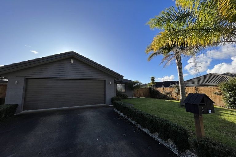 Photo of property in 3 Silkwood Crescent, Karaka, Papakura, 2113