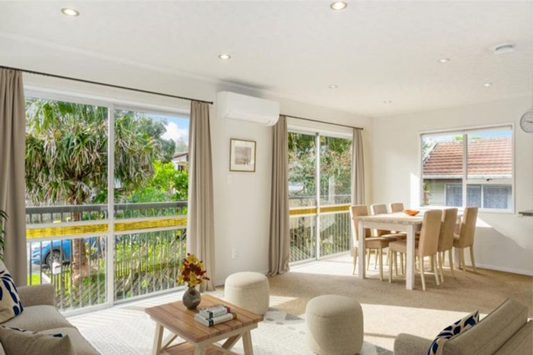 Photo of property in 48 Zita Maria Drive, Massey, Auckland, 0614