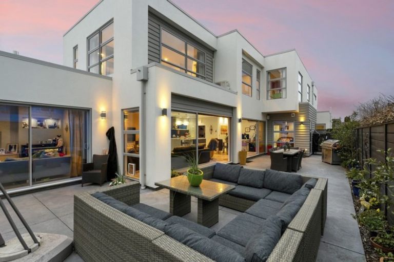 Photo of property in 47 Glandovey Road, Fendalton, Christchurch, 8052