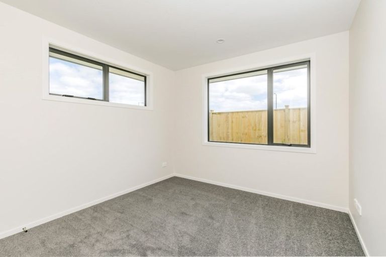 Photo of property in 11 Zadar Street, Kumeu, 0810