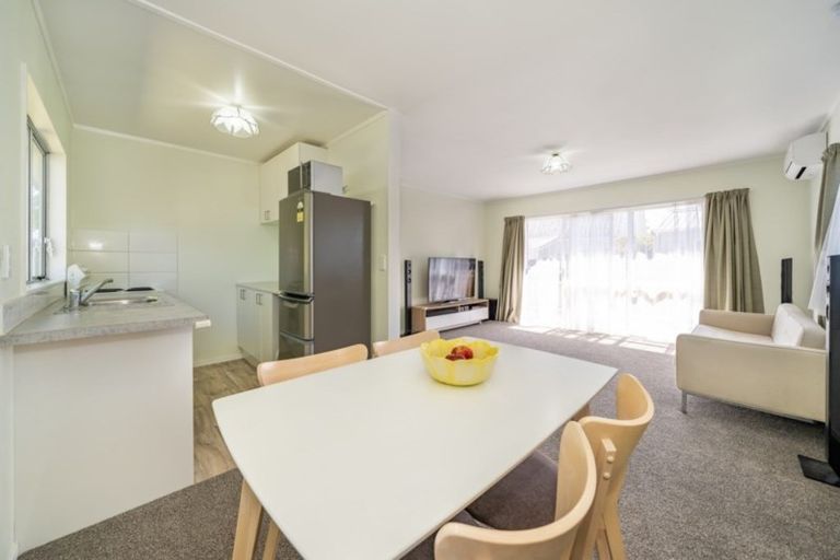 Photo of property in 2/614 Fergusson Drive, Trentham, Upper Hutt, 5018