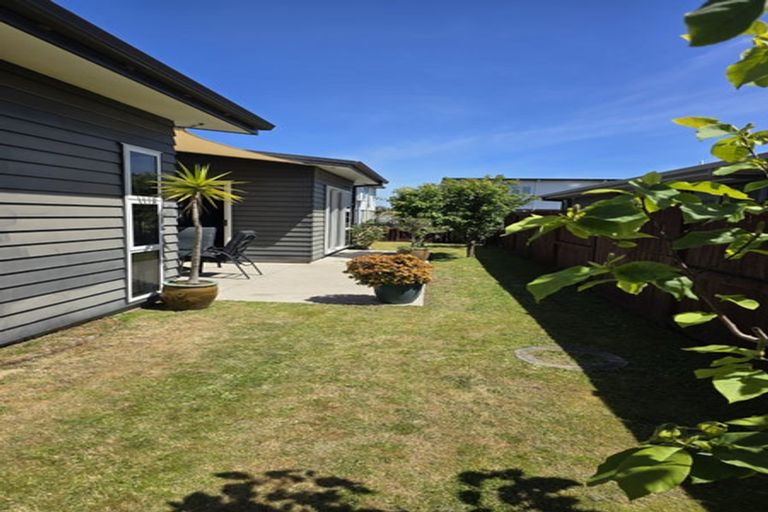 Photo of property in 4 Spinifex Street, Papamoa Beach, Papamoa, 3118