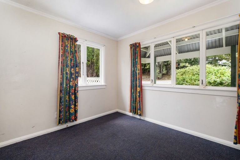 Photo of property in 139 Waikawa Road, Picton, 7220