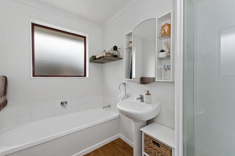 Photo of property in 23 Twickenham Place, Nawton, Hamilton, 3200