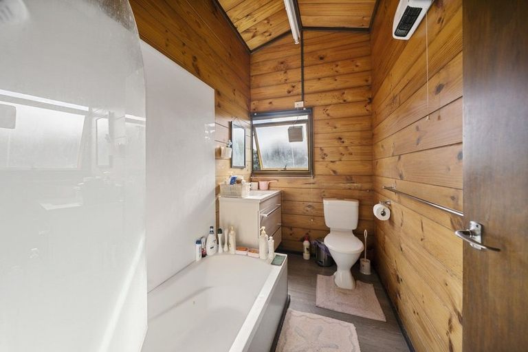 Photo of property in 25 Park Avenue, Waikanae, 5036