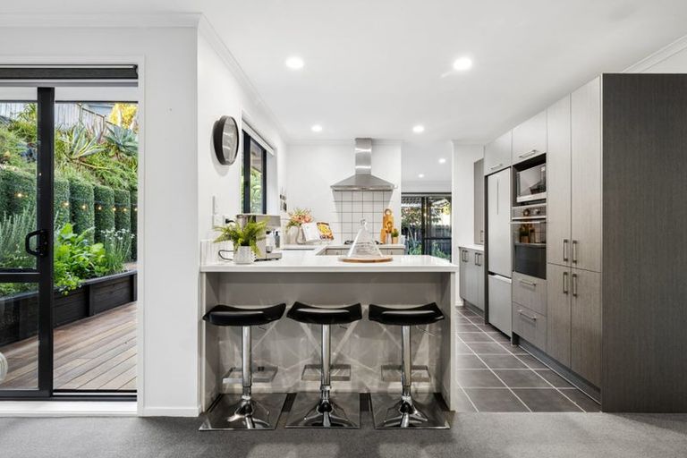 Photo of property in 82 Reynolds Road, Pukekohe, 2120