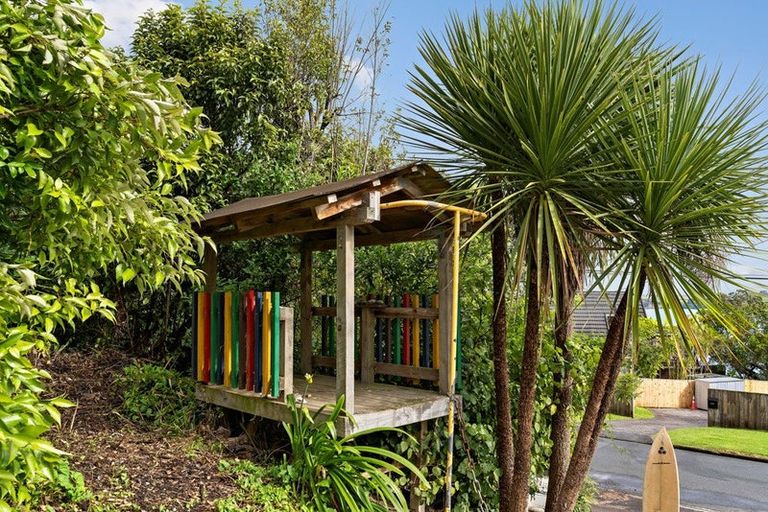 Photo of property in 207 Wade River Road, Wade Heads, Whangaparaoa, 0932