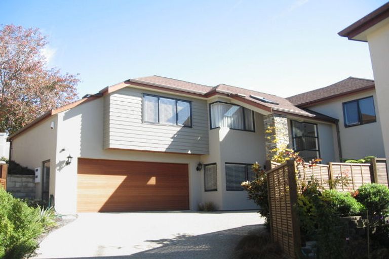 Photo of property in 54 Grammar School Road, Pakuranga, Auckland, 2010