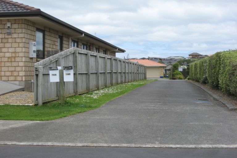 Photo of property in 14b Sunset Drive, Pukekohe, 2120