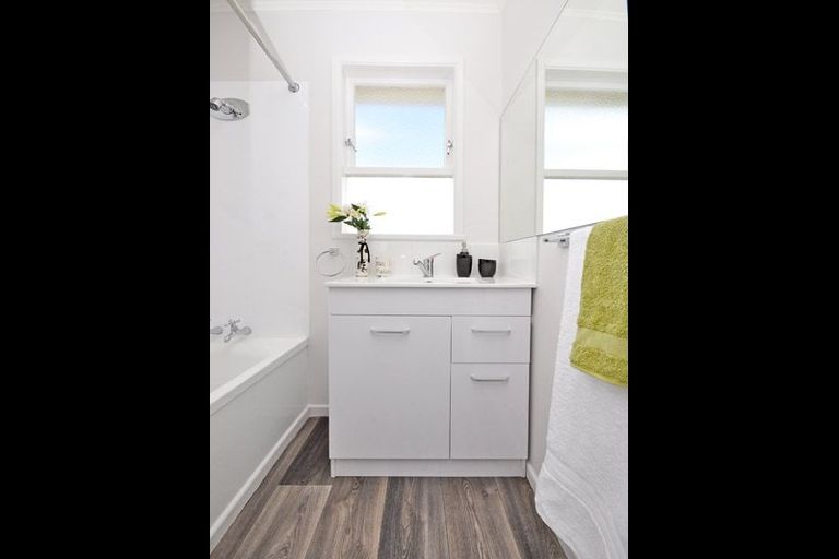 Photo of property in 85 Beeston Crescent, Manurewa, Auckland, 2102