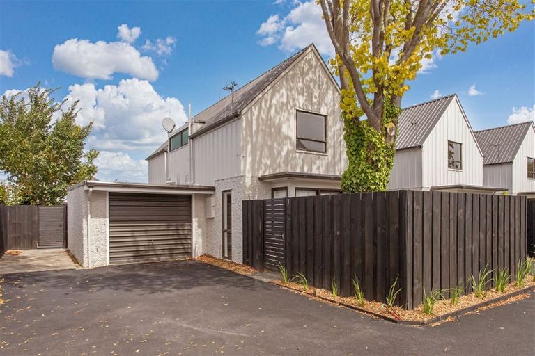 Photo of property in 1/99 Mandeville Street, Riccarton, Christchurch, 8011