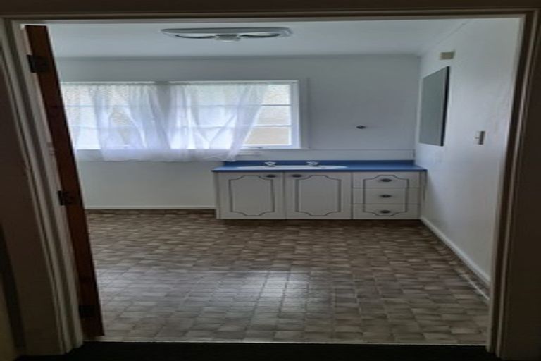 Photo of property in 63 Keeling Street, West End, Palmerston North, 4412