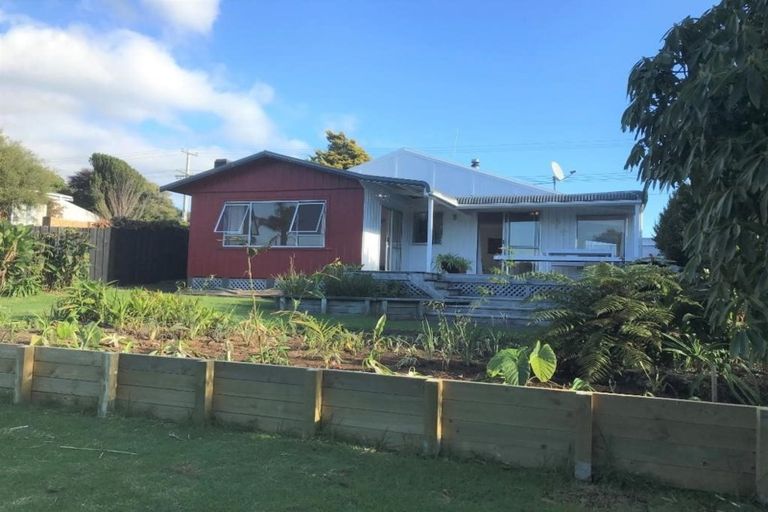 Photo of property in 47 Wairau Road, Oakura, 4314