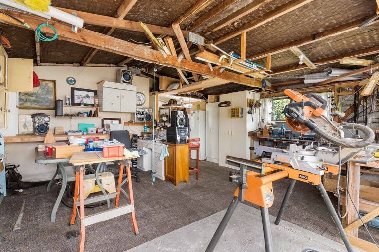 Photo of property in 210 Chartwell Avenue, Whangamata, 3620