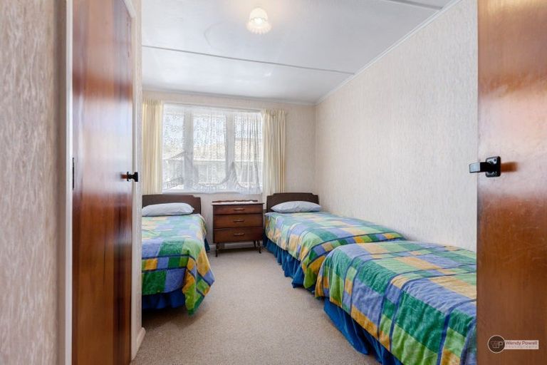 Photo of property in 8 Hector Grove, Trentham, Upper Hutt, 5018