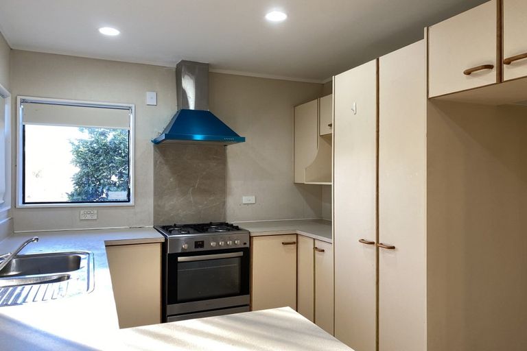 Photo of property in 1/13 Landscape Road, Papatoetoe, Auckland, 2025