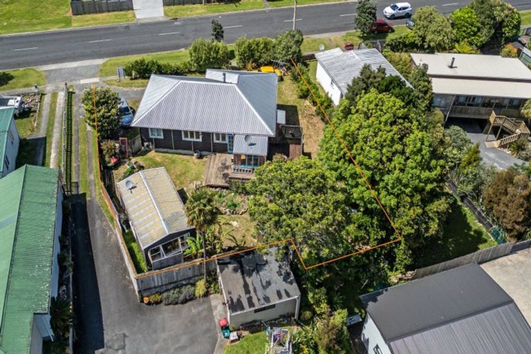 Photo of property in 1125 Rings Road, Coromandel, 3506