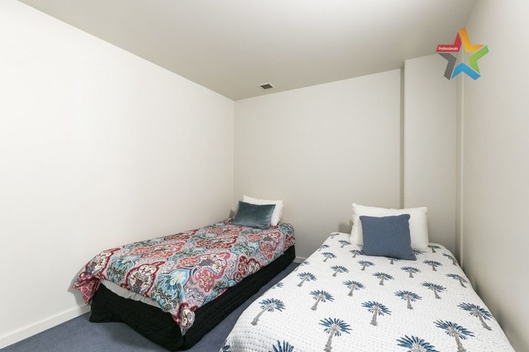 Photo of property in De Vere Apartments, 14/23 Tennyson Street, Te Aro, Wellington, 6011