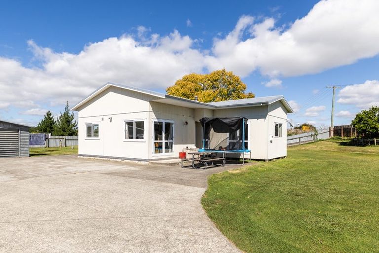 Photo of property in 223 Farndon Road, Clive, Hastings, 4172