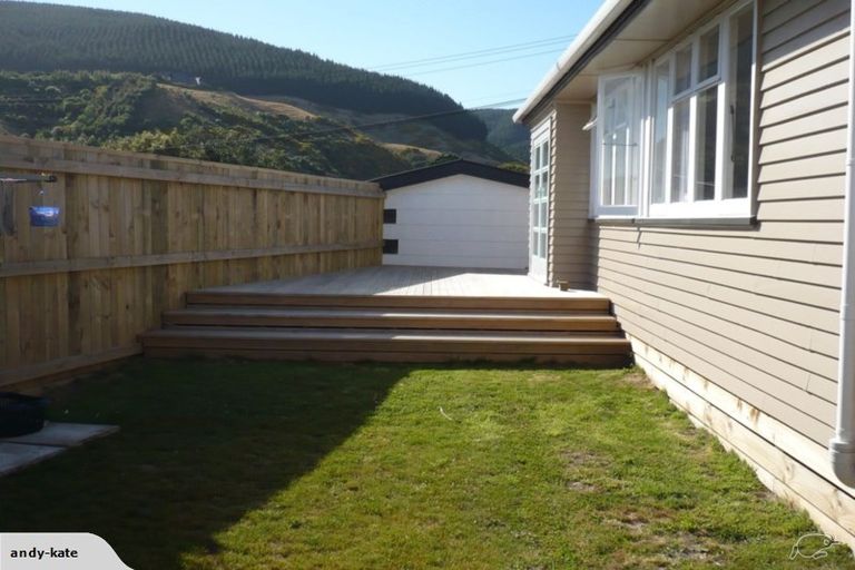 Photo of property in 57a Ranui Terrace, Tawa, Wellington, 5028