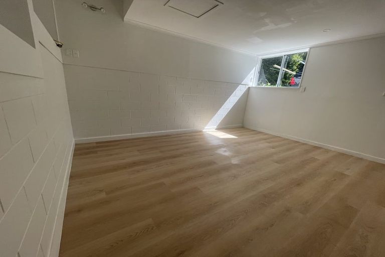 Photo of property in 1/26 Marlborough Avenue, Glenfield, Auckland, 0629