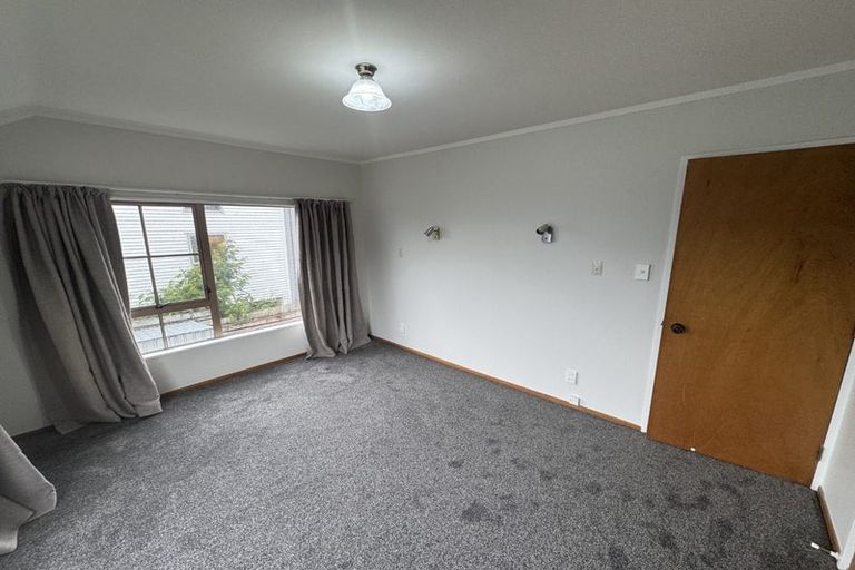 Photo of property in 4f Earp Street, Johnsonville, Wellington, 6037
